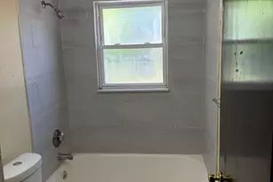 298 Wood Ave, Boston, MA 02136 - Photo 8