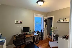 45 Houghton St, Boston, MA 02122 - Photo 6