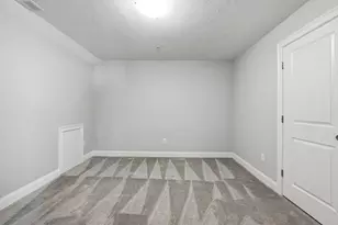 705 Southwood Ln, Clinton, MA 01510 - Photo 30