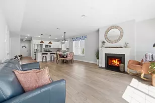 705 Southwood Ln, Clinton, MA 01510 - Photo 16