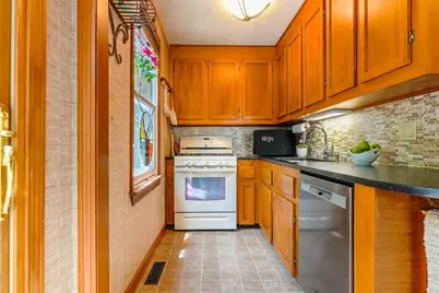 217 Brayton Ave, Fall River, MA 02721 - Photo 10