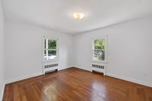 82 Parkside Ave, Pawtucket, RI 02861 - Photo 10