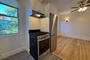 7 Grove St, Boston, MA 02114 - Photo 8