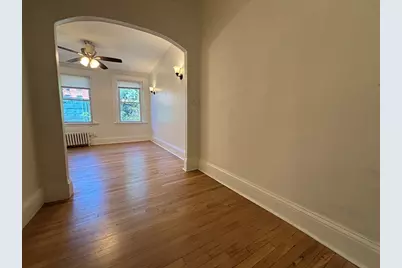 7 Grove St. #3, Boston, MA 02114 - Photo 4