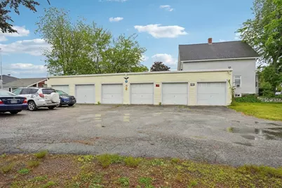 21 Miller St, Blackstone, MA 01504 - Photo 2