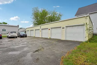 21 Miller St, Blackstone, MA 01504 - Photo 10