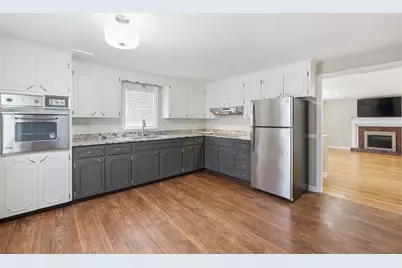16 Hamilton Ave, Milford, MA 01757 - Photo 12