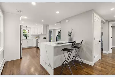 71 Converse St, Wakefield, MA 01880 - Photo 12