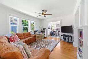 48 Farquhar St, Boston, MA 02131 - Photo 14