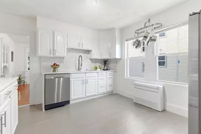 48 Farquhar St, Boston, MA 02131 - Photo 8