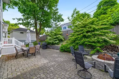 15 Ellis St, Woburn, MA 01801 - Photo 34