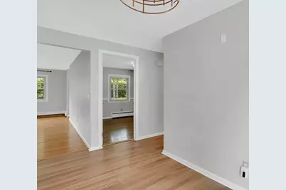 71 Leonard St, Northampton, MA 01053 - Photo 18