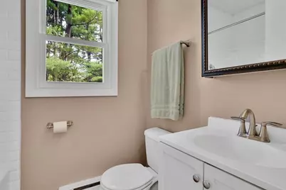71 Leonard St, Northampton, MA 01053 - Photo 6