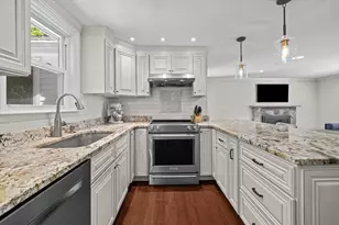3 Stonewood Dr, Canton, MA 02021 - Photo 12