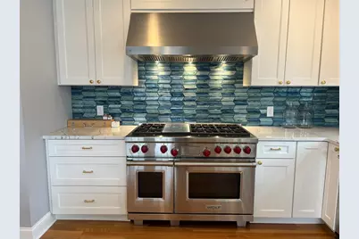 19 Brinsley St, Quincy, MA 02169 - Photo 8