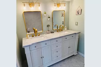 19 Brinsley St, Quincy, MA 02169 - Photo 12