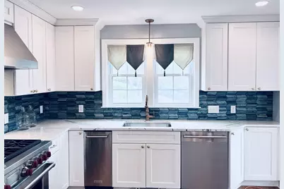 19 Brinsley St, Quincy, MA 02169 - Photo 8