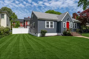 74 Highland St, Boston, MA 02136 - Photo 2