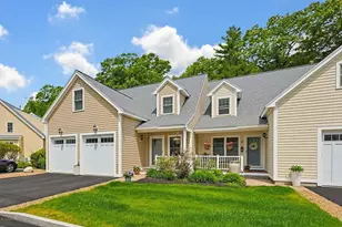 8 Heritage Way, Rowley, MA 01969 - Photo 2
