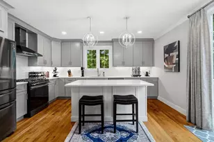 26 Neponset Ave, Boston, MA 02131 - Photo 4