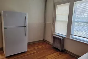 165 Glendale Ave, Malden, MA 02148 - Photo 2