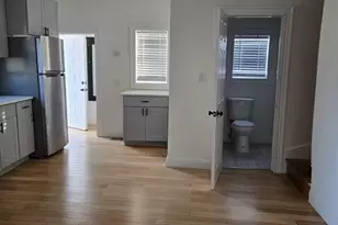 137 Clapp, Milton, MA 02186 - Photo 4