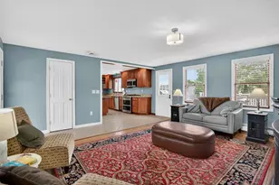 35 Anvil St, Agawam, MA 01030 - Photo 12