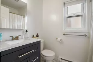 79 Bolton St, Boston, MA 02127 - Photo 16