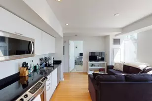 2 Earhart, Cambridge, MA 02141 - Photo 2