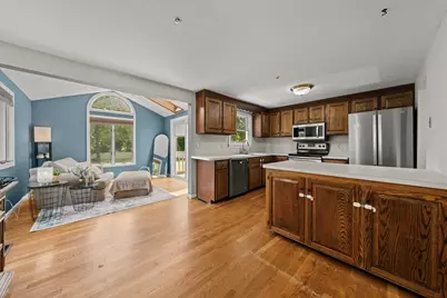 10 Upland Road, Danvers, MA 01923 - Photo 6