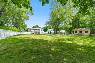 10 Upland Rd, Danvers, MA 01923 - Photo 4