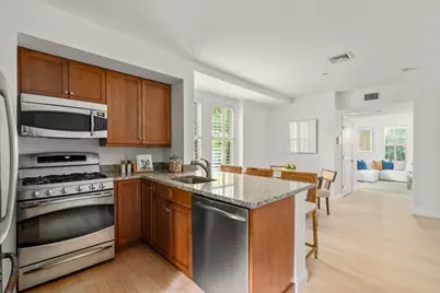 99 Crowninshield Rd #99, Brookline, MA 02446 - Photo 8