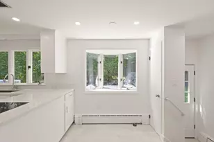 389 Porter St, Melrose, MA 02176 - Photo 22