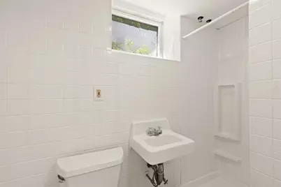 389 Porter St, Melrose, MA 02176 - Photo 38
