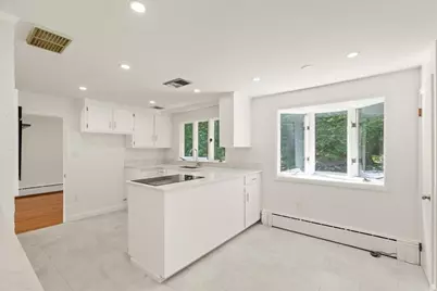 389 Porter St, Melrose, MA 02176 - Photo 20