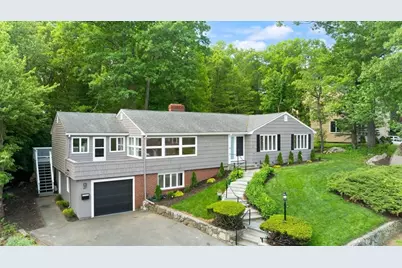 389 Porter St, Melrose, MA 02176 - Photo 2