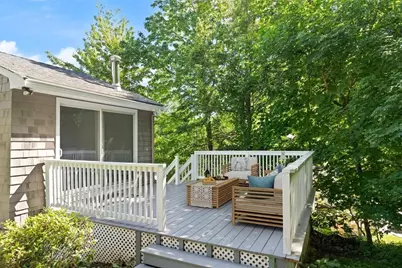 389 Porter St, Melrose, MA 02176 - Photo 4