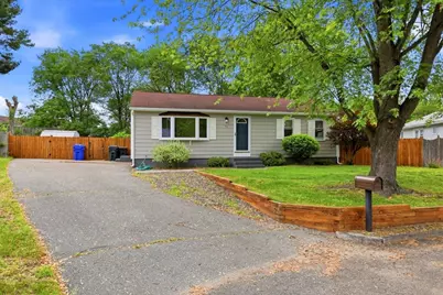 168 Keddy St., Springfield, MA 01109 - Photo 2