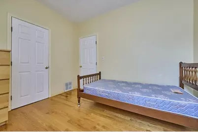 21 Cross Street, Somerville, MA 02145 - Photo 18