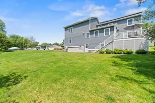 718R Cabot St, Beverly, MA 01915 - Photo 32