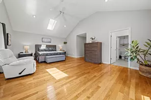 718R Cabot St, Beverly, MA 01915 - Photo 18