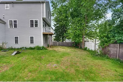 16A Burghardt St, Worcester, MA 01604 - Photo 32
