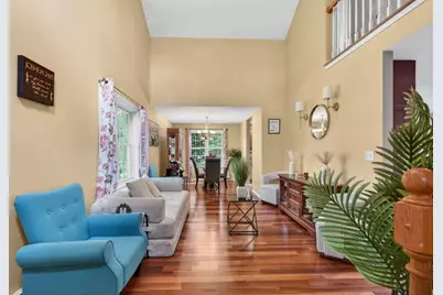 16A Burghardt St, Worcester, MA 01604 - Photo 4