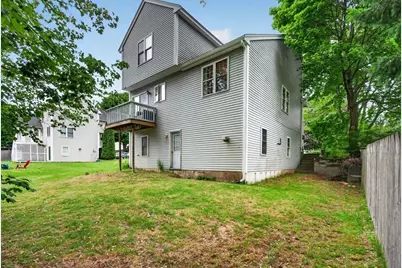 16A Burghardt St, Worcester, MA 01604 - Photo 32