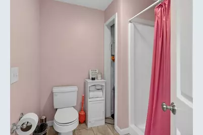 16A Burghardt St, Worcester, MA 01604 - Photo 24