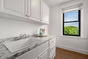 15 Park Dr, Boston, MA 02215 - Photo 6