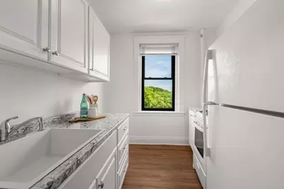 15 Park Dr #30, Boston, MA 02215 - Photo 8