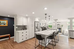 256 Linden St, Hamilton, MA 01982 - Photo 10