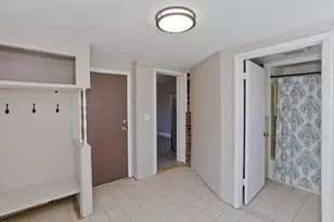 13 Hampden St, Westfield, MA 01085 - Photo 18