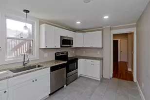 13 Hampden St, Westfield, MA 01085 - Photo 20